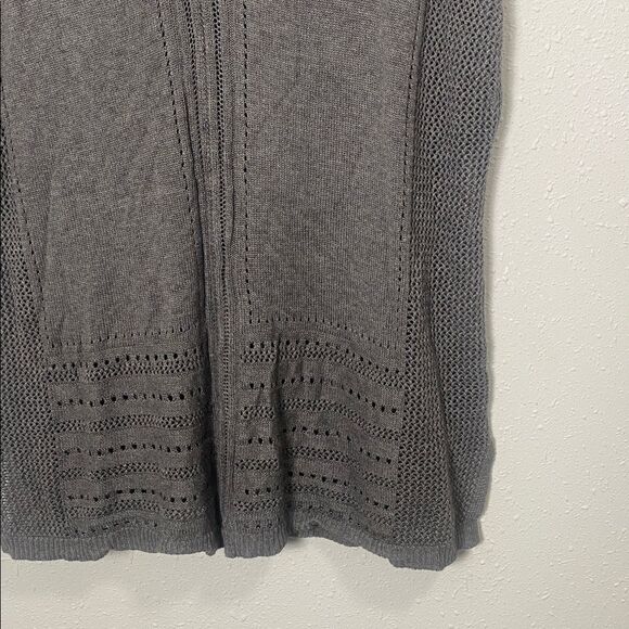 Lane Bryant Gray Knit Sleeveless V-Neck Tunic Sweater Women's Size 14/16 - Picture 6 of 14
